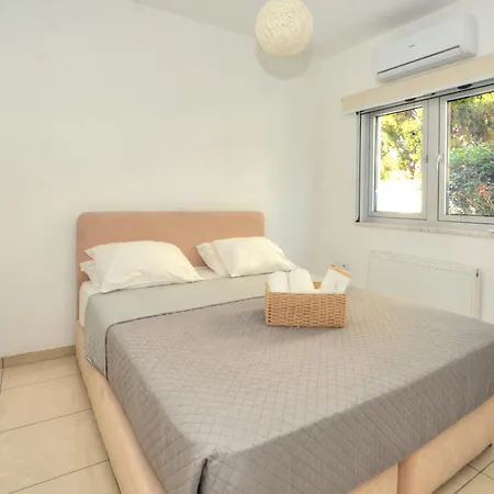 Emilia * 아이아 나파