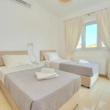 Emilia 아이아 나파